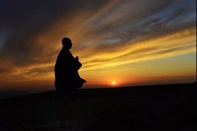 梦见电脑怎么回事，梦见电脑有什么预兆？