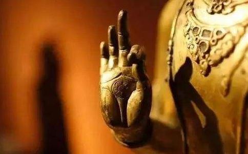 婆媳不和整天争吵 各退一步 才能家和万事兴