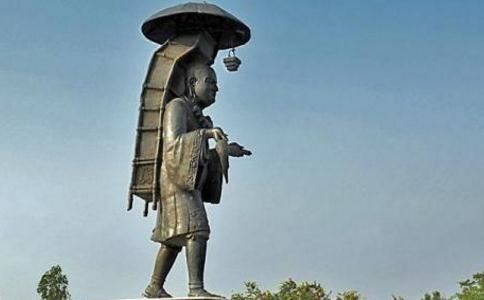 兜下巴面相怎么样？兜下巴看男人的面相