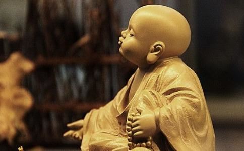 属鸡男喜欢你有啥表现 属鸡男暗恋你的信号