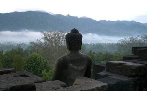 大有玄机风水店铺前底后高,如何摆脱霉运？详解！